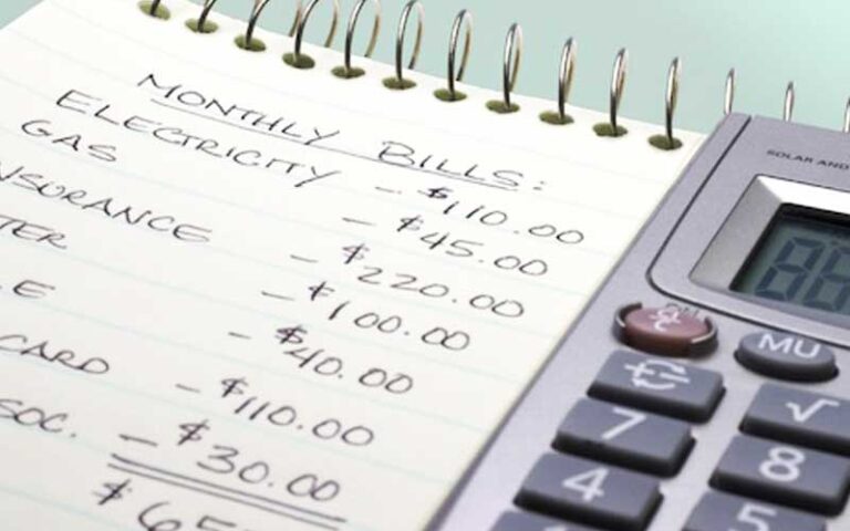 Why Tracking Small Expenses is Key to Budget Success