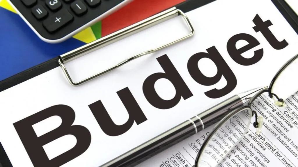 How to Navigate Big Expenses Without Breaking Your Budget